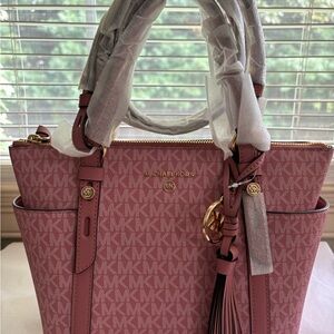 Michael Kors Dusty Pink Small Sullivan